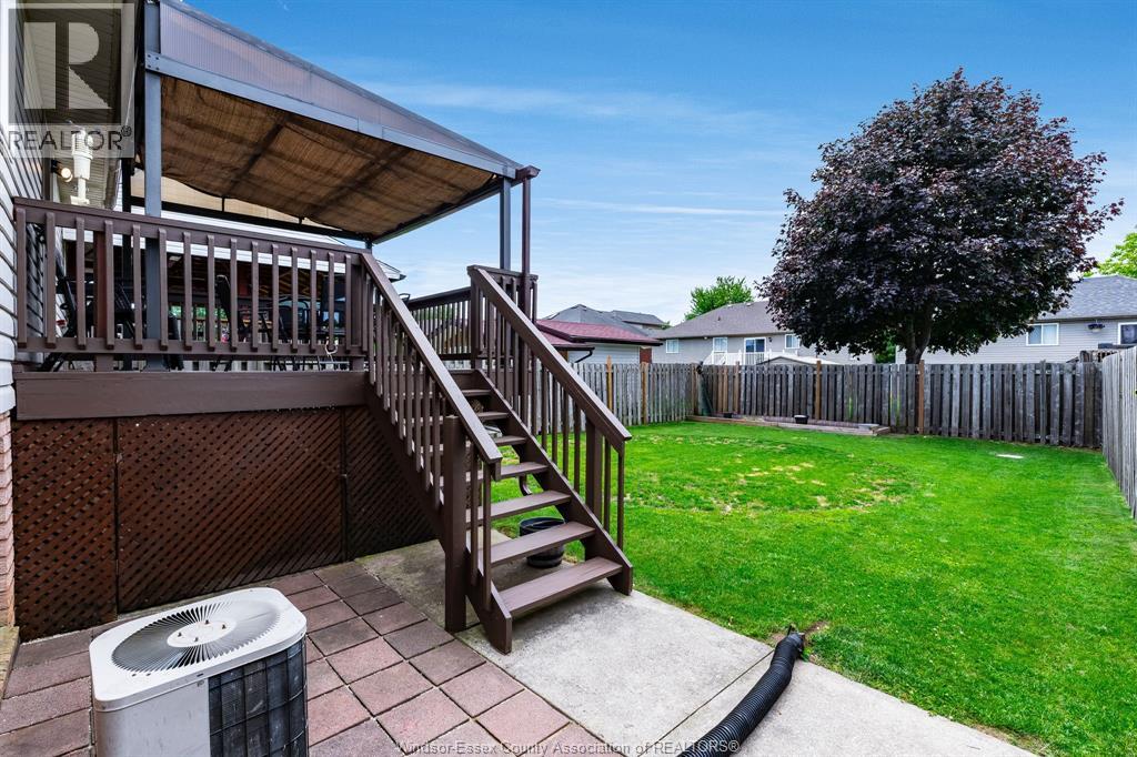130 Sturgeon Meadows Avenue, Leamington, Ontario  N8H 5L1 - Photo 41 - 26015155