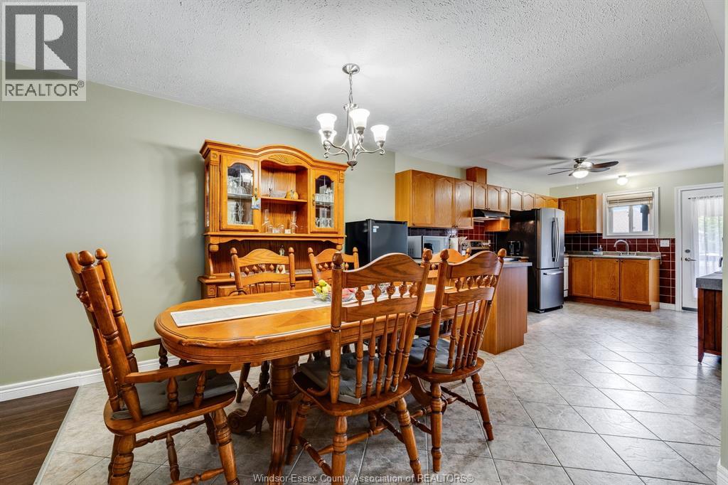 130 Sturgeon Meadows Avenue, Leamington, Ontario  N8H 5L1 - Photo 5 - 26015155