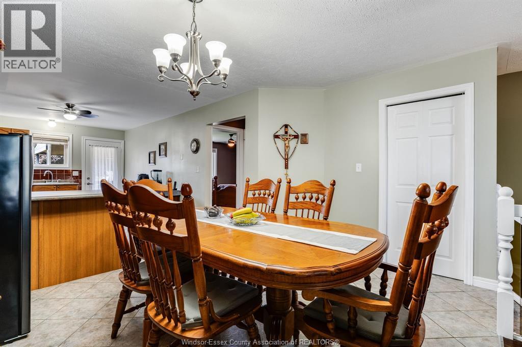 130 Sturgeon Meadows Avenue, Leamington, Ontario  N8H 5L1 - Photo 6 - 26015155