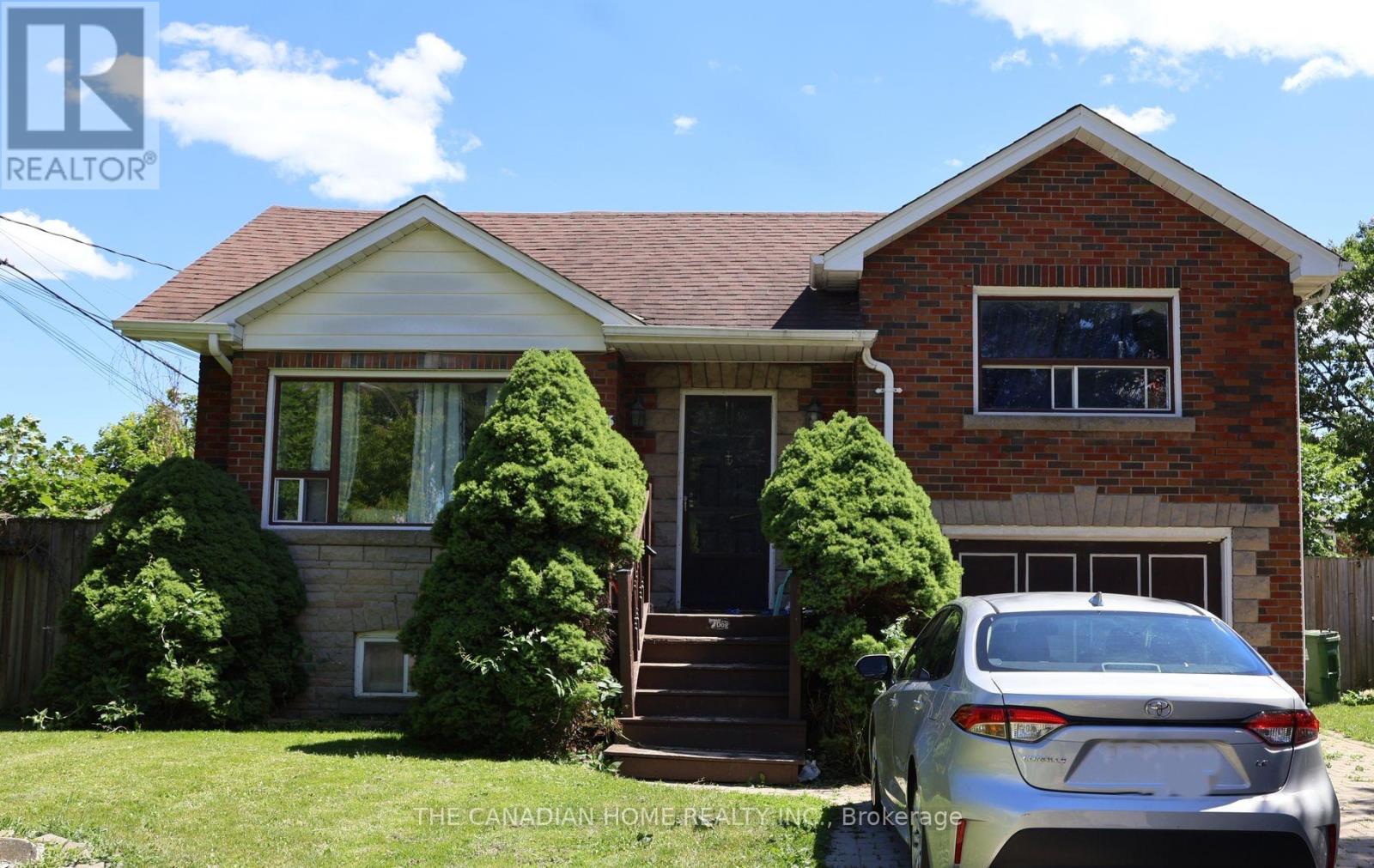 1 - 113 PITFIELD ROAD, Toronto, Ontario