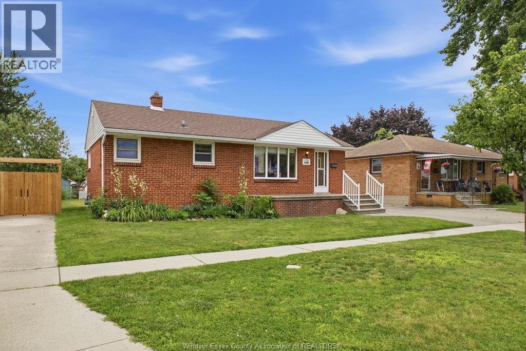 1156 Esdras, Windsor, Ontario  N8S 2N4 - Photo 2 - 26015159