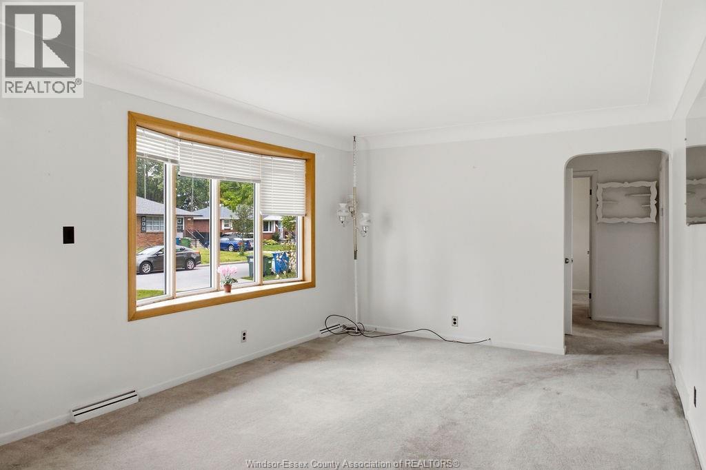 1156 Esdras, Windsor, Ontario  N8S 2N4 - Photo 4 - 26015159