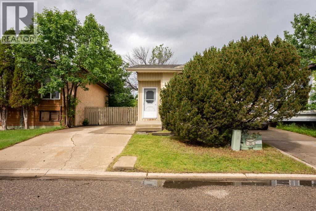 23 Dakota Road W, Lethbridge, Alberta  T1K 5L4 - Photo 27 - A2320948