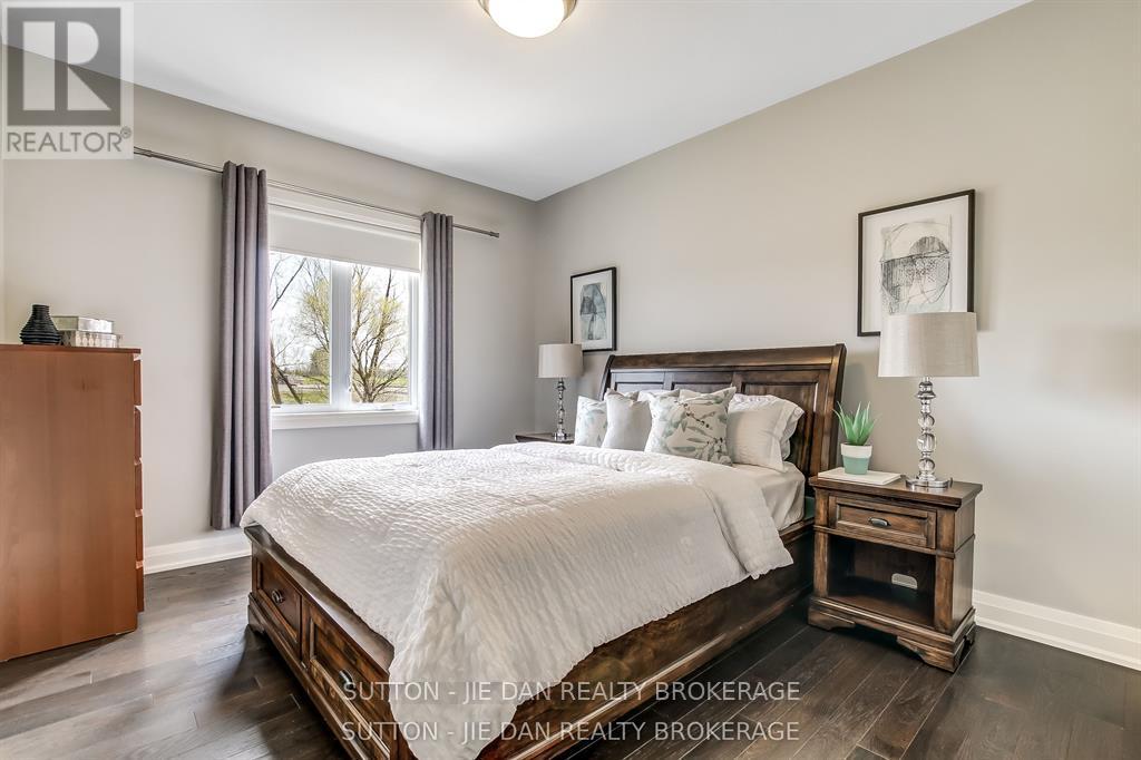 115 Pebblecreek Walk, London North, Ontario  N6G 0K4 - Photo 25 - X13483114