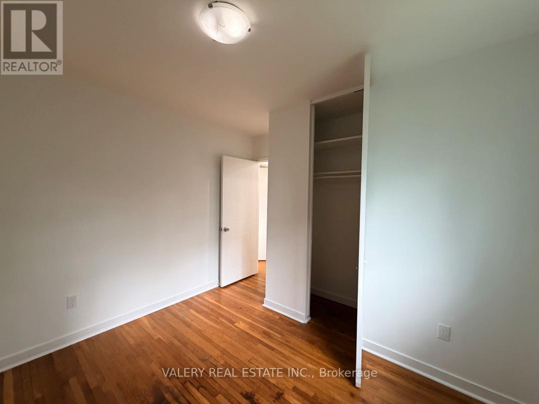 Main - 64 Lexington Avenue, Toronto, Ontario  M9V 2G8 - Photo 34 - W13469446