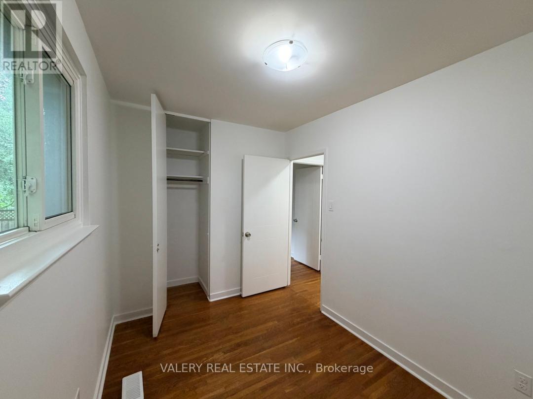 Main - 64 Lexington Avenue, Toronto, Ontario  M9V 2G8 - Photo 31 - W13469446