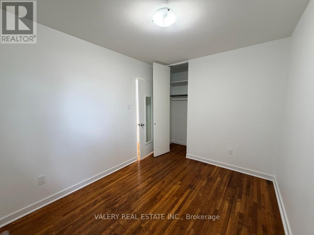 Main - 64 Lexington Avenue, Toronto, Ontario  M9V 2G8 - Photo 21 - W13469446