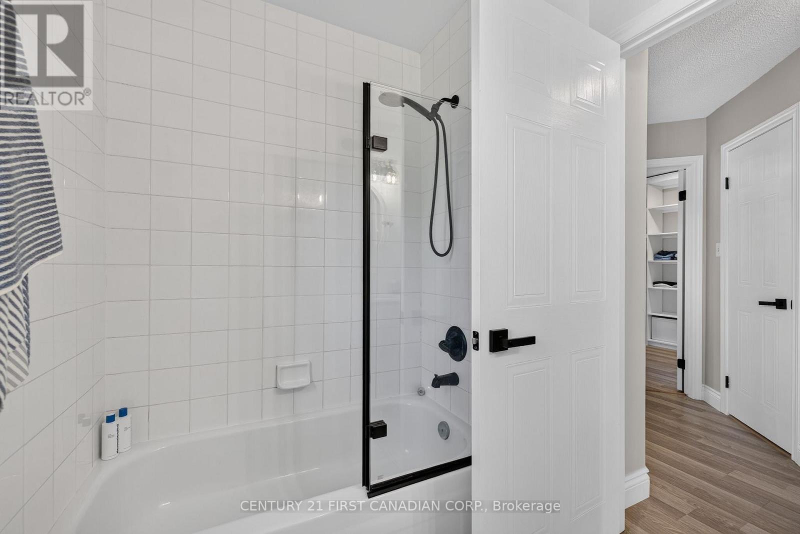 28 - 1478 Adelaide Street N, London North, Ontario  N5X 3Y1 - Photo 33 - X13487648