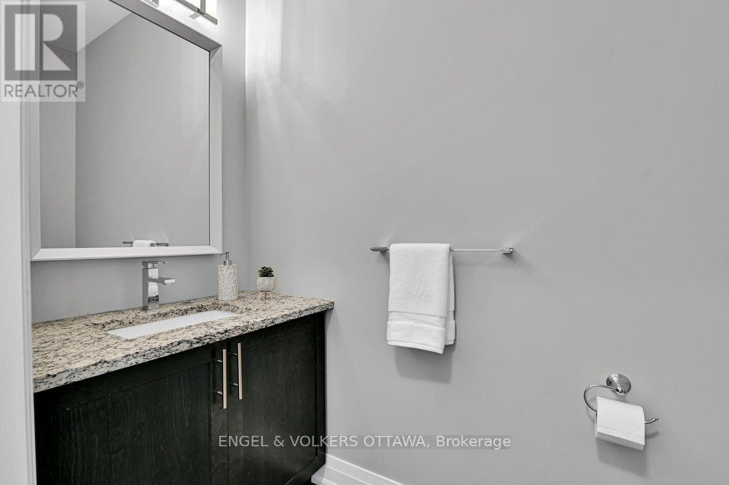 331 Duncairn Avenue, Ottawa, Ontario  K1Z 7H1 - Photo 13 - X13487296