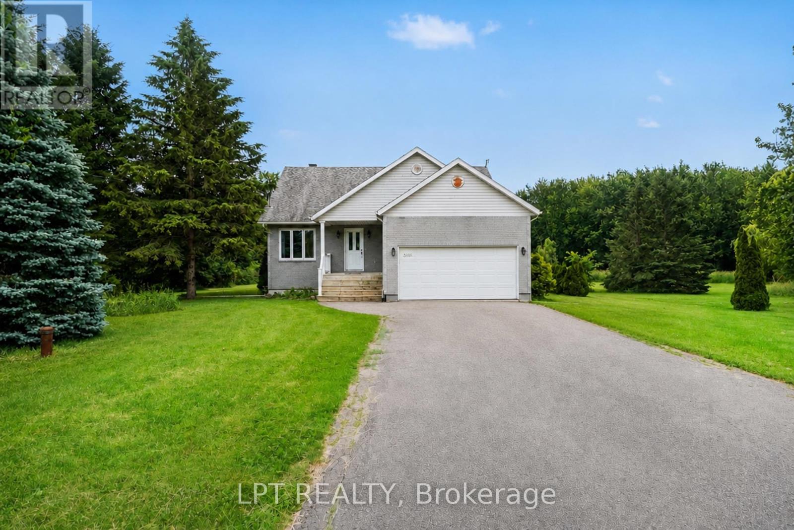 3898 ETIENNE ROAD, Ottawa, Ontario