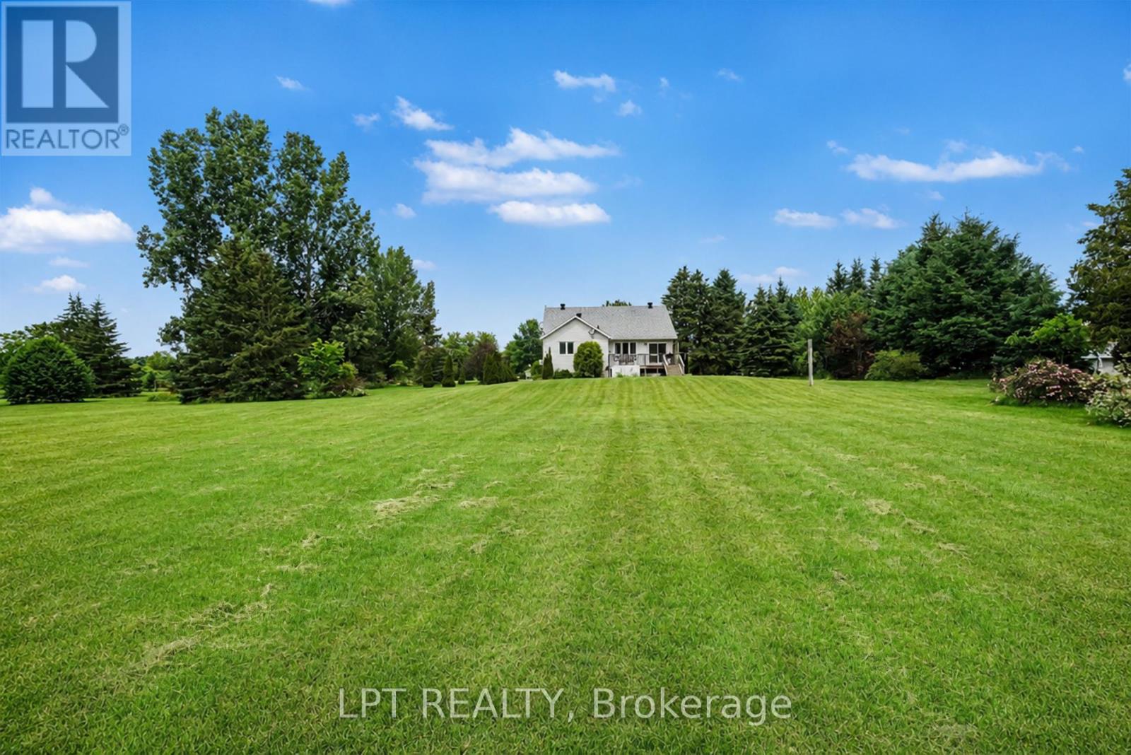 3898 Etienne Road, Ottawa, Ontario  K0A 3E0 - Photo 32 - X13487352