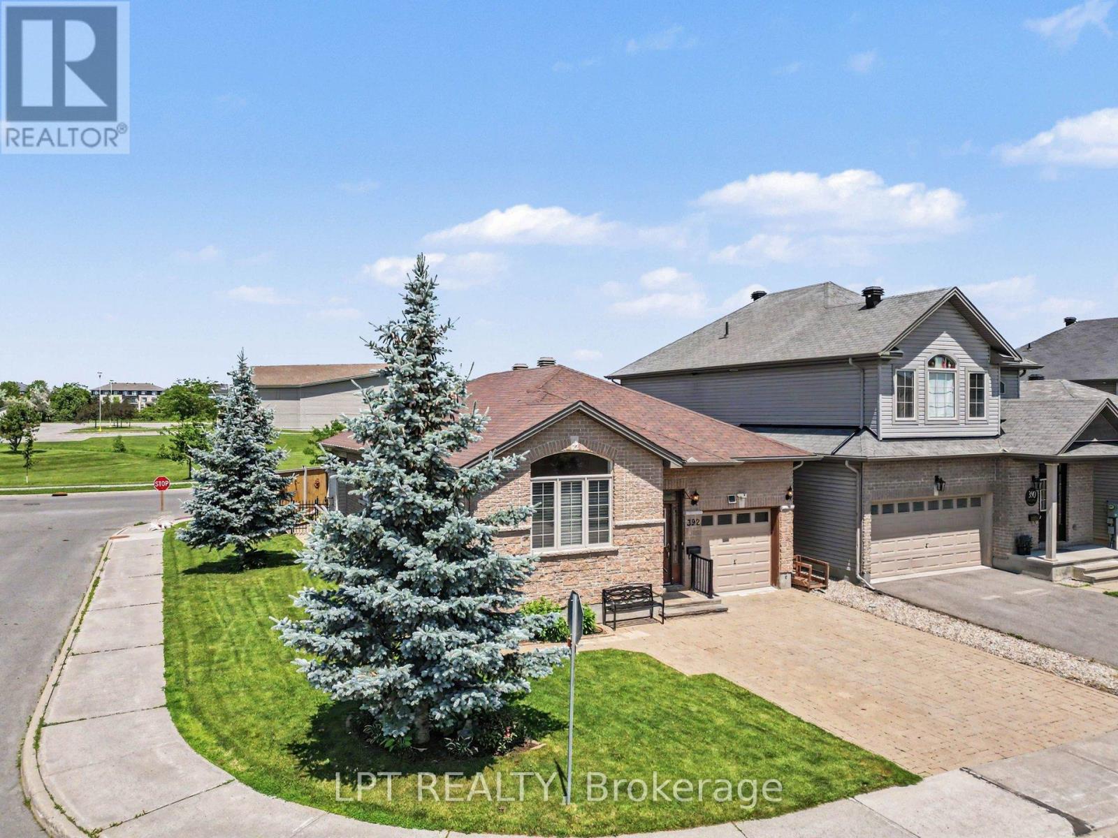 392 Bamburgh Way, Ottawa, Ontario  K2J 6A6 - Photo 4 - X13487354