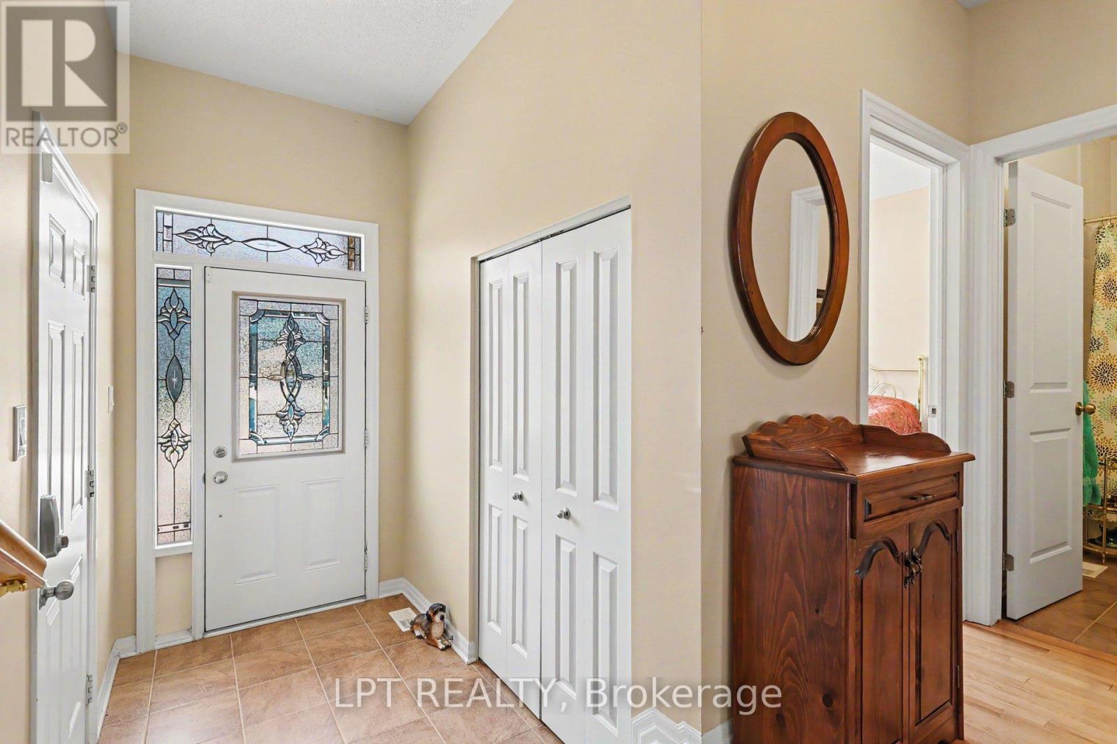 392 Bamburgh Way, Ottawa, Ontario  K2J 6A6 - Photo 5 - X13487354