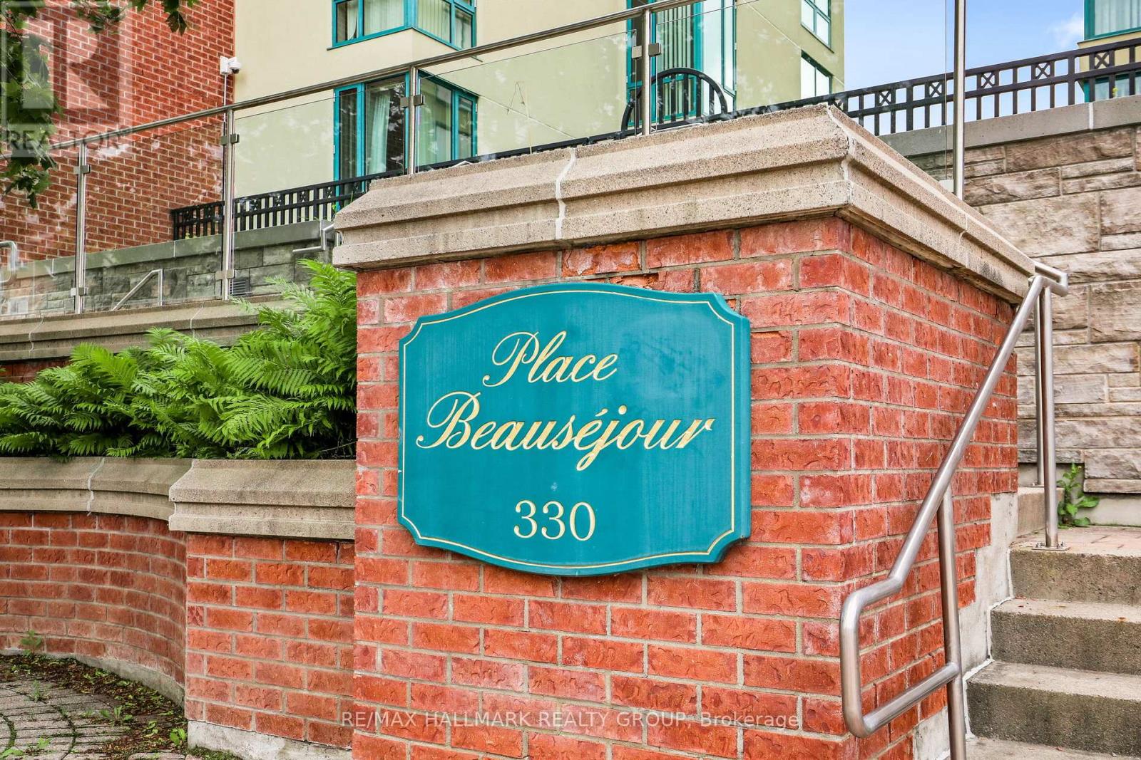 511 - 330 Centrum Boulevard, Ottawa, Ontario  K1E 3W2 - Photo 2 - X13487382