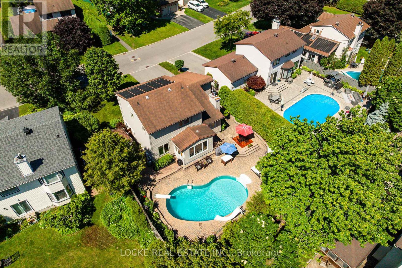 1821 Woodhaven Heights, Ottawa, Ontario  K1E 2W3 - Photo 2 - X13487426