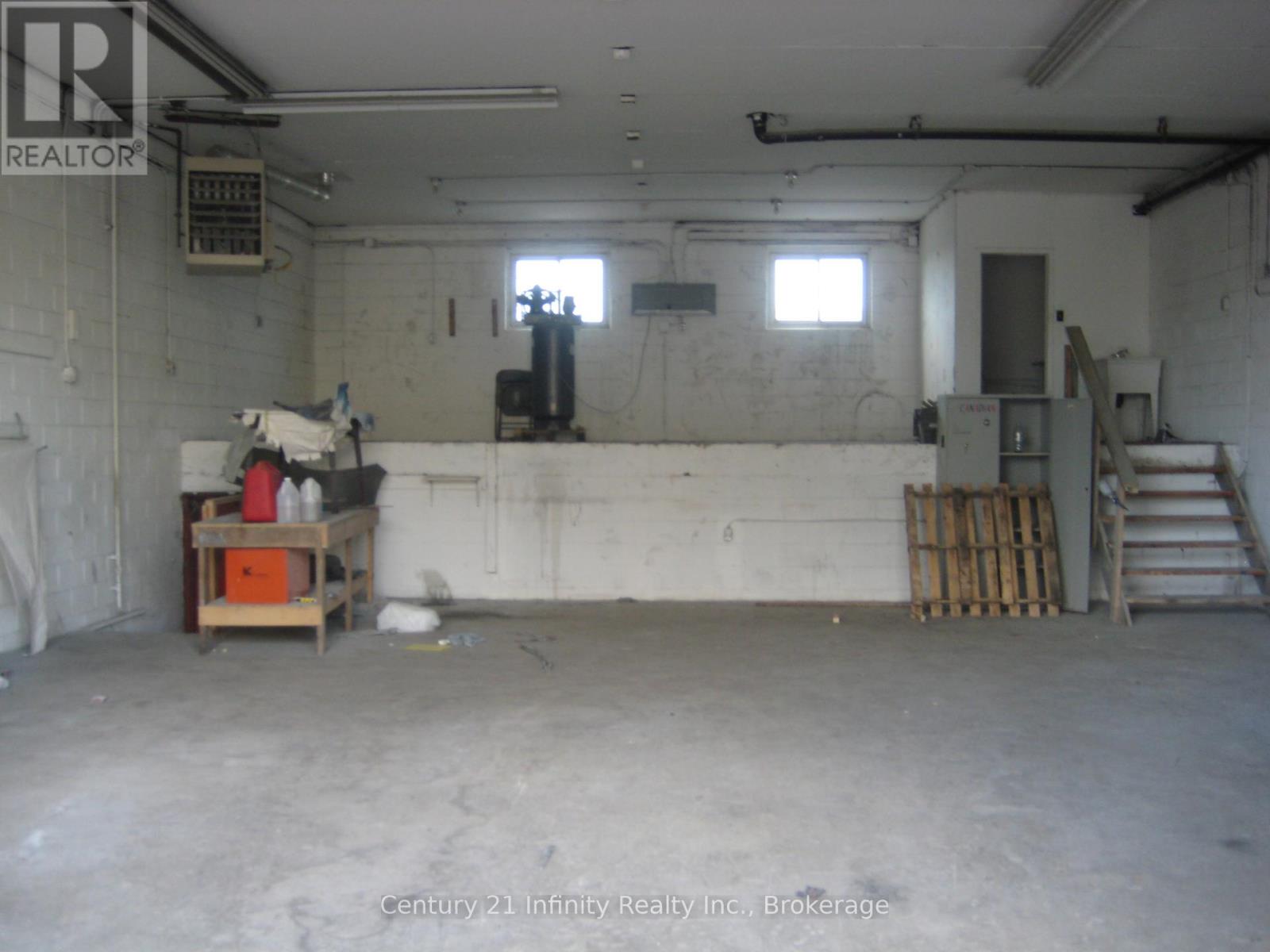 5 - 1019 NELSON STREET, Oshawa, Ontario