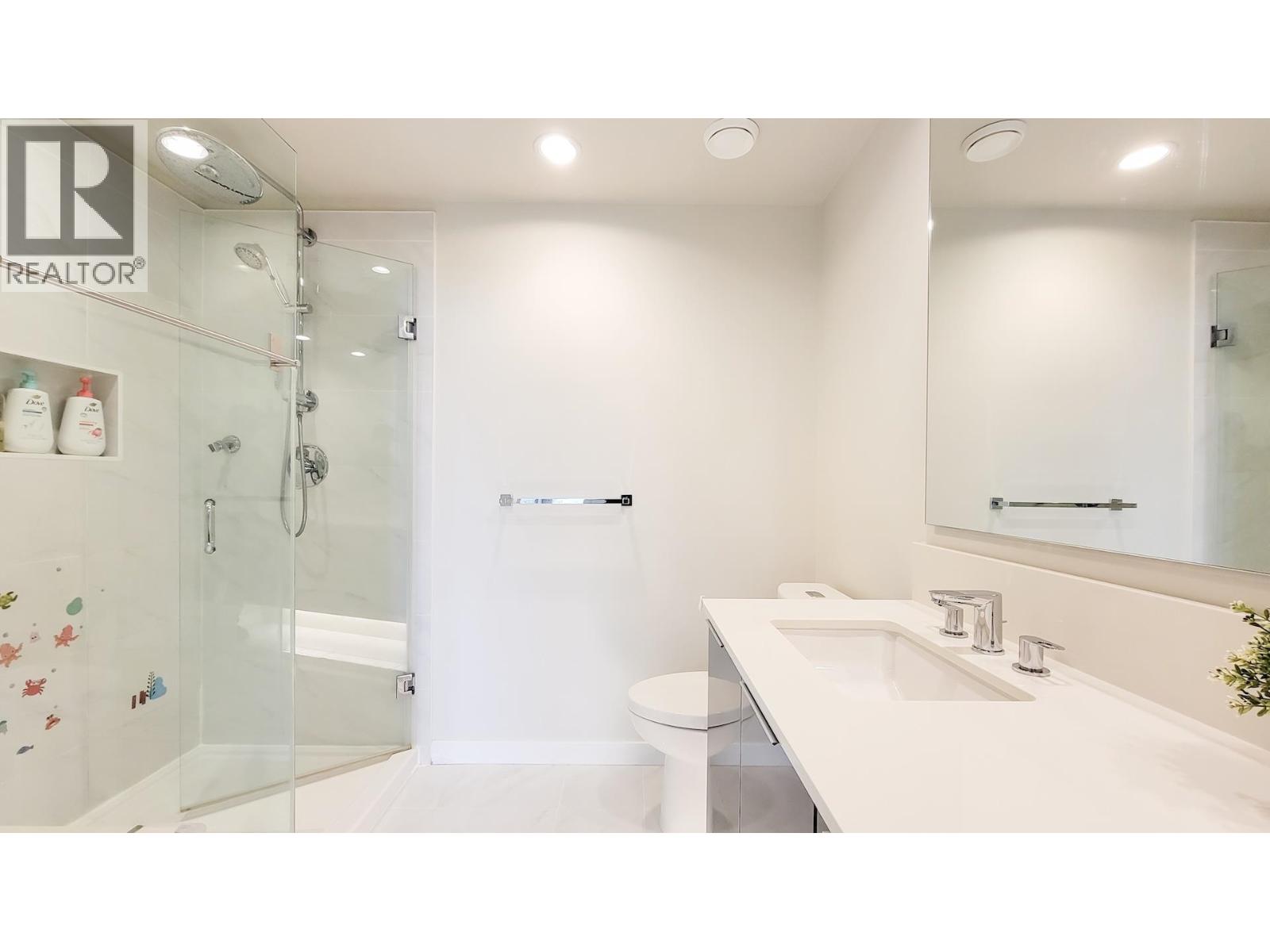 2204 3096 Windsor Gate, Coquitlam, British Columbia  V3B 0P4 - Photo 21 - R3139152