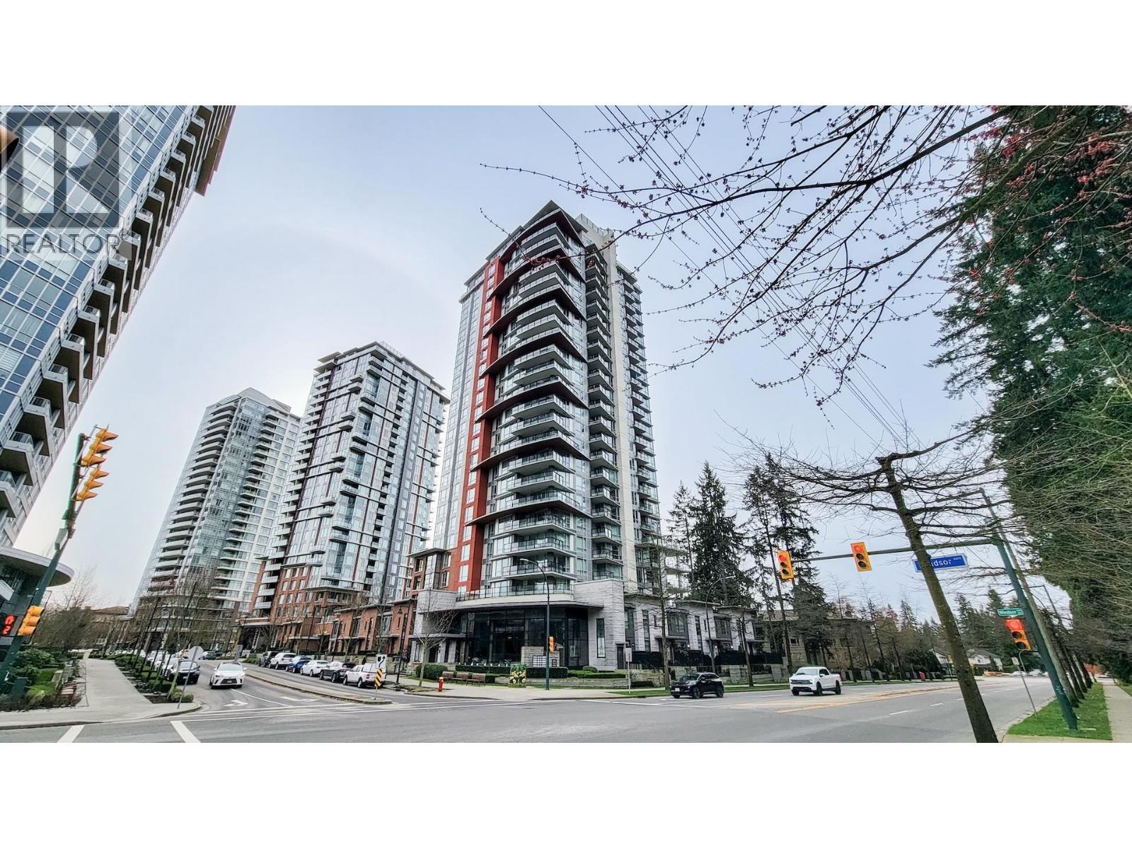 2204 3096 Windsor Gate, Coquitlam, British Columbia  V3B 0P4 - Photo 2 - R3139152