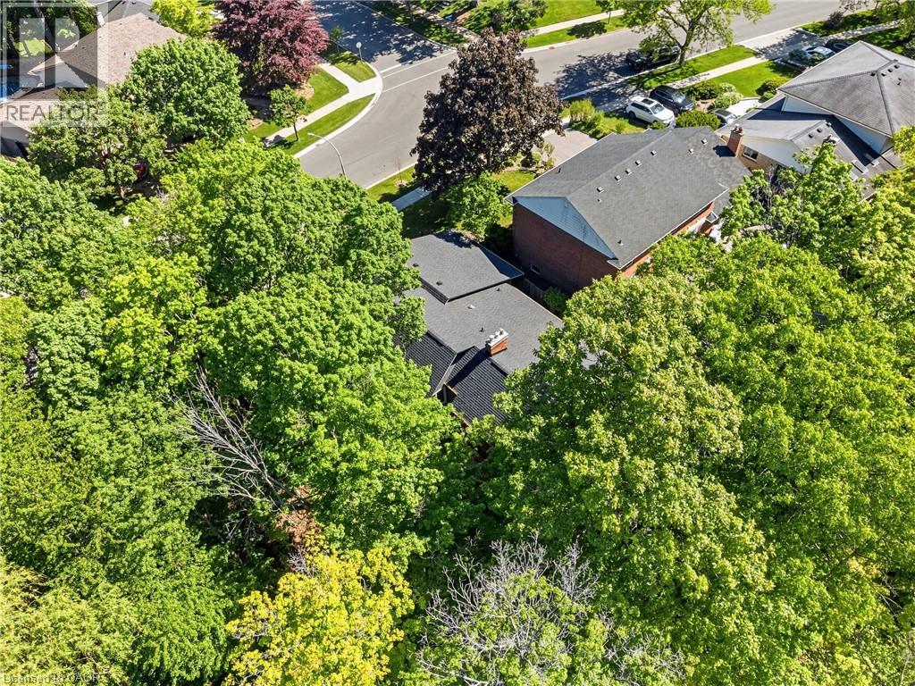 1145 Forestvale Drive, Burlington, Ontario  L7P 3G6 - Photo 45 - 40842887
