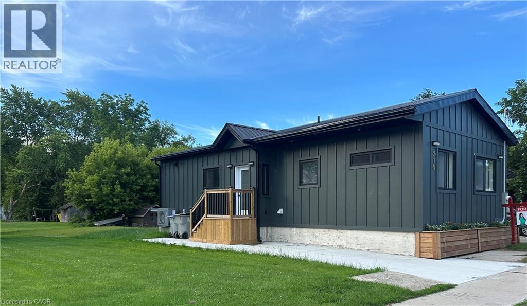 215 Winstanley Street, Monkton, Ontario  N0K 1P0 - Photo 2 - 40842771