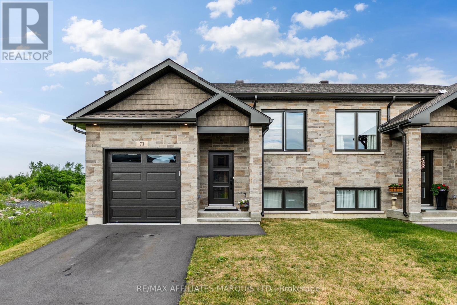 73 PORTLAND DRIVE, Cornwall, Ontario