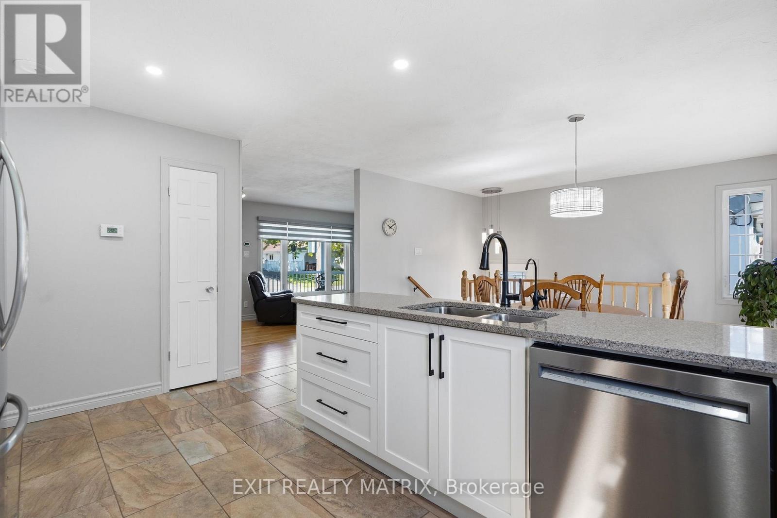 775 Edmond Street, Hawkesbury, Ontario  K6A 2Y6 - Photo 9 - X13487470