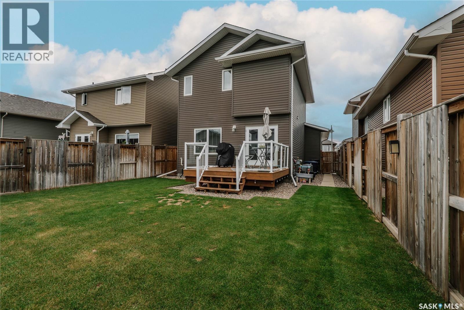 419 Veltkamp Crescent, Saskatoon, Saskatchewan  S7T 0S2 - Photo 41 - SK040576
