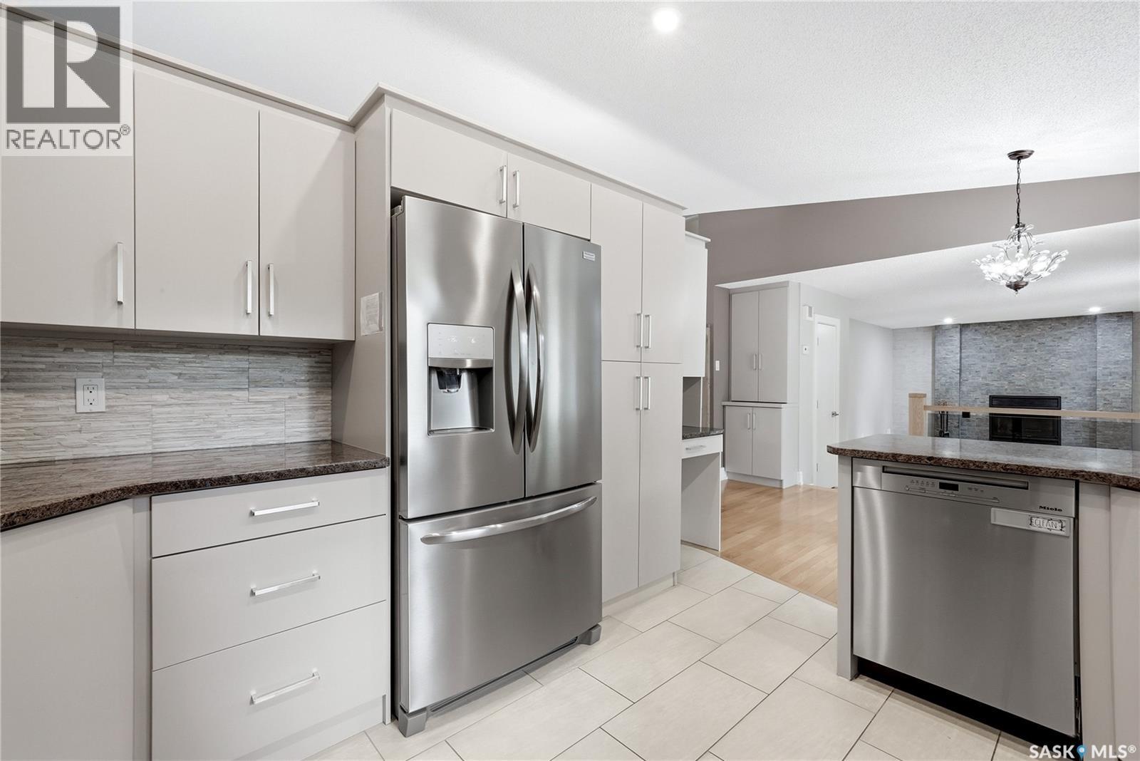 1010 Wascana Highlands, Regina, Saskatchewan  S4V 2J6 - Photo 11 - SK040466
