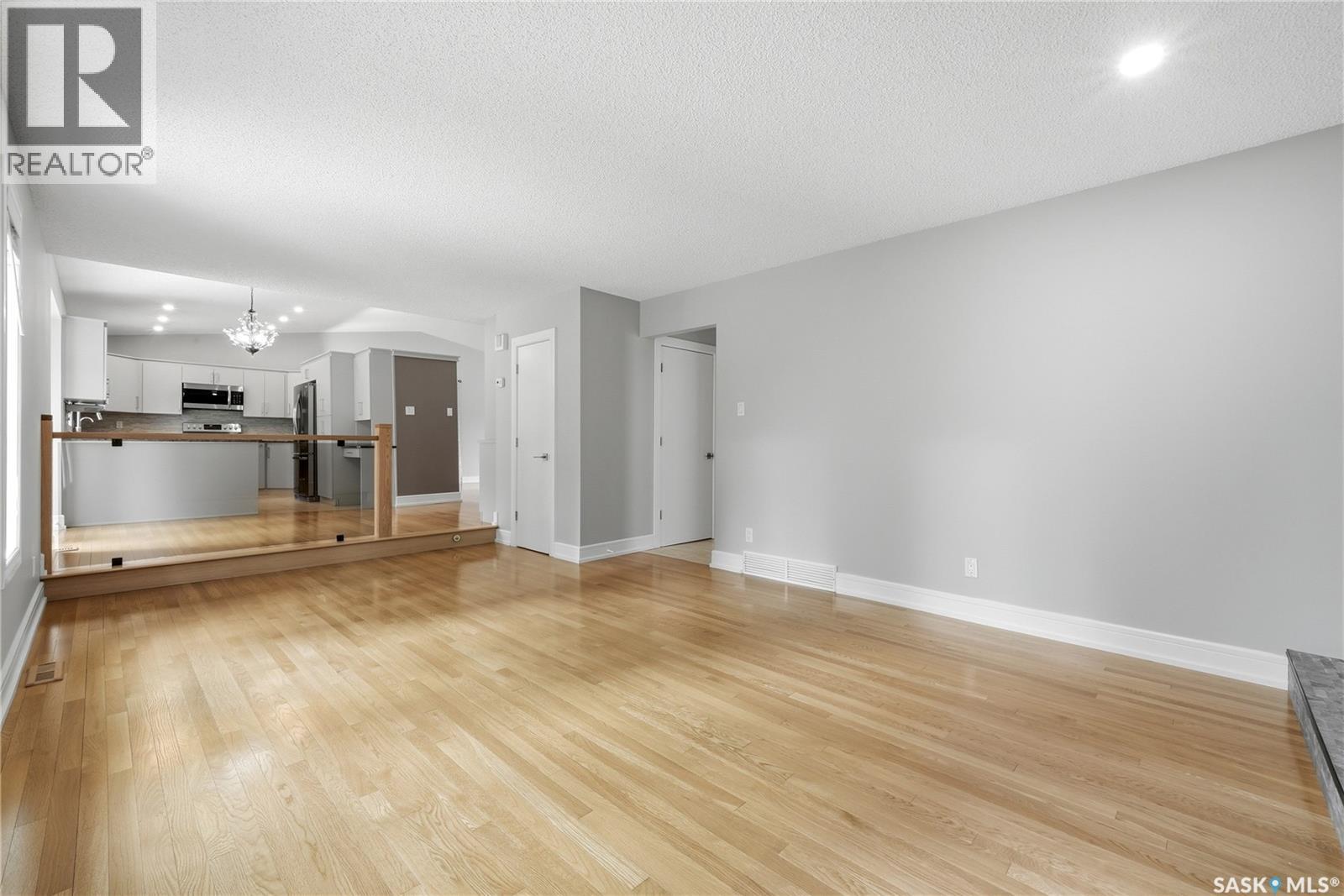 1010 Wascana Highlands, Regina, Saskatchewan  S4V 2J6 - Photo 15 - SK040466