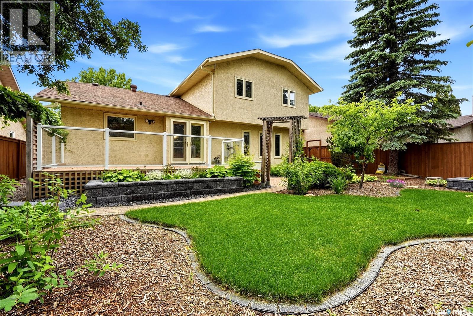 1010 Wascana Highlands, Regina, Saskatchewan  S4V 2J6 - Photo 37 - SK040466