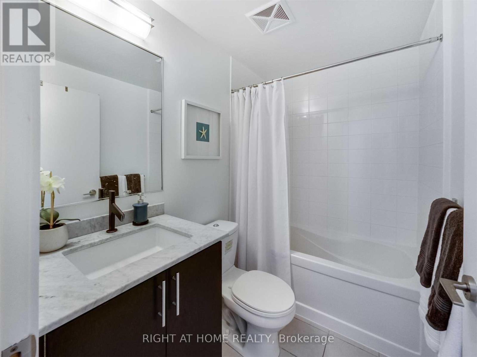510 - 260 Sackville Street, Toronto, Ontario  M5A 0B3 - Photo 10 - C13487244