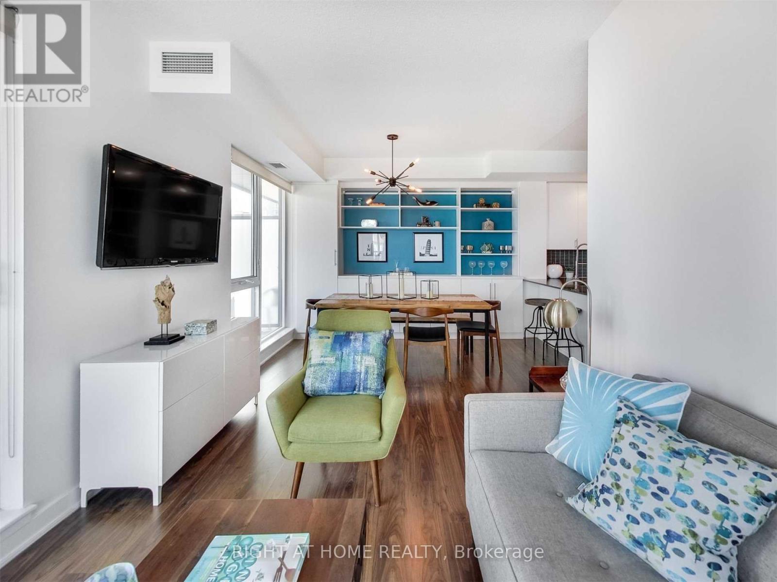510 - 260 Sackville Street, Toronto, Ontario  M5A 0B3 - Photo 3 - C13487244