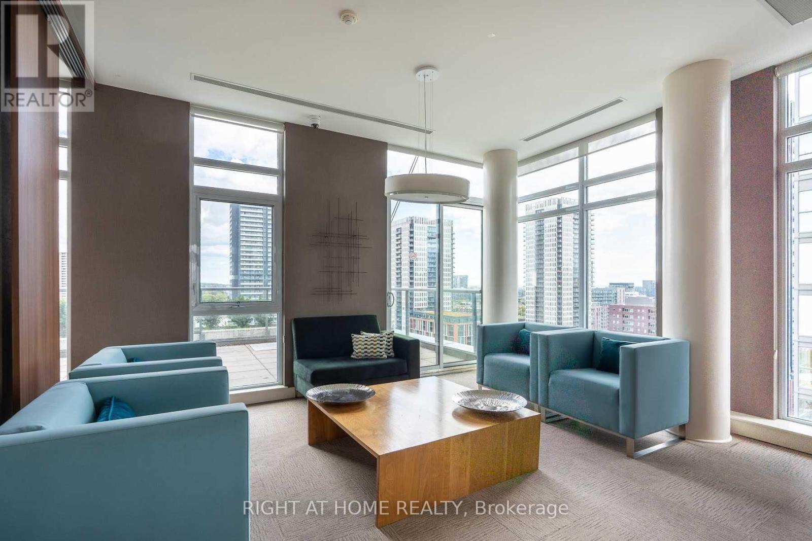 510 - 260 Sackville Street, Toronto, Ontario  M5A 0B3 - Photo 30 - C13487244