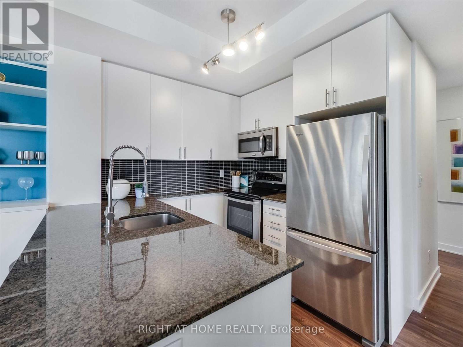 510 - 260 Sackville Street, Toronto, Ontario  M5A 0B3 - Photo 5 - C13487244