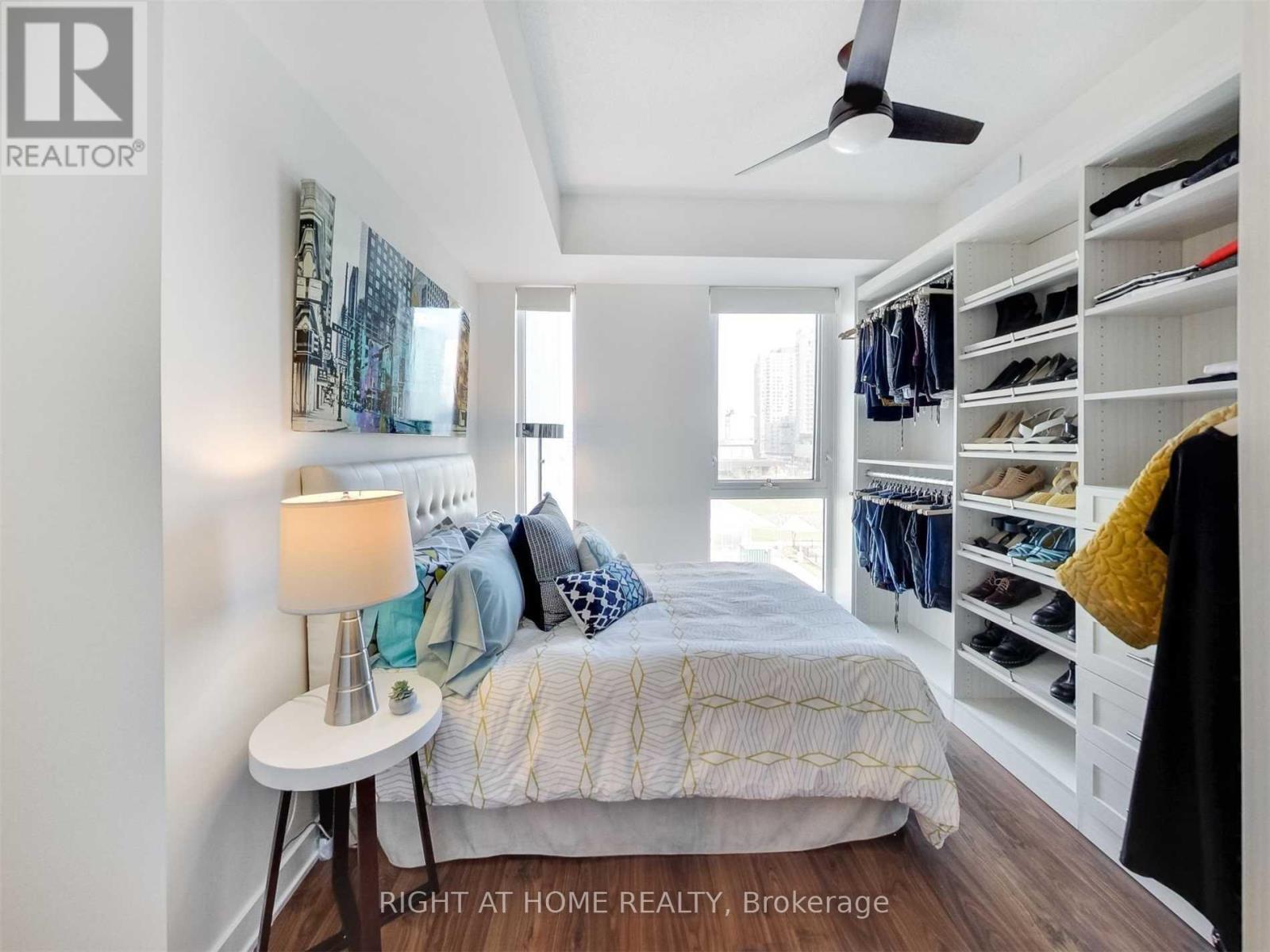 510 - 260 Sackville Street, Toronto, Ontario  M5A 0B3 - Photo 8 - C13487244
