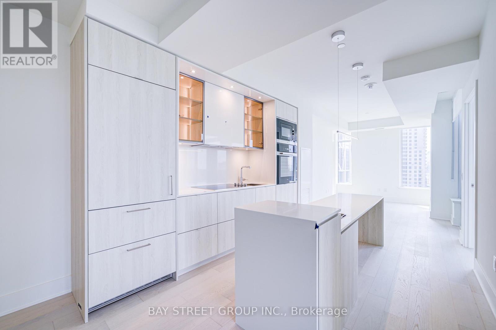 2312 - 11 Yorkville Avenue, Toronto, Ontario  M4W 1L2 - Photo 12 - C13487268