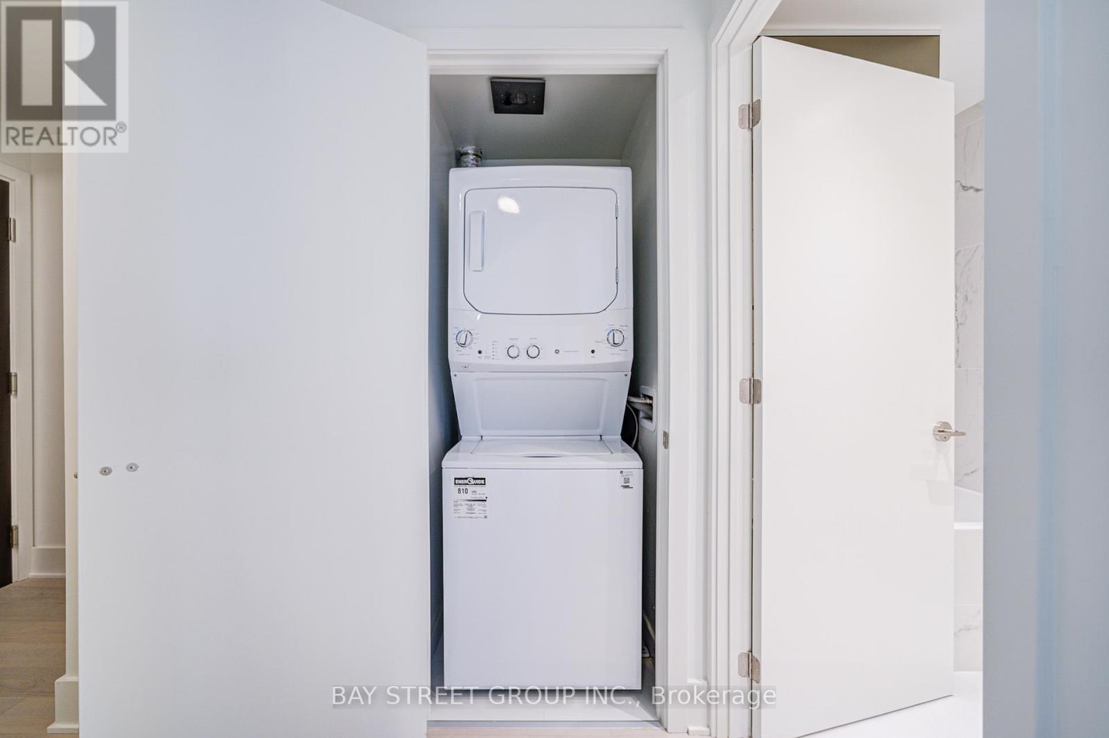 2312 - 11 Yorkville Avenue, Toronto, Ontario  M4W 1L2 - Photo 42 - C13487268