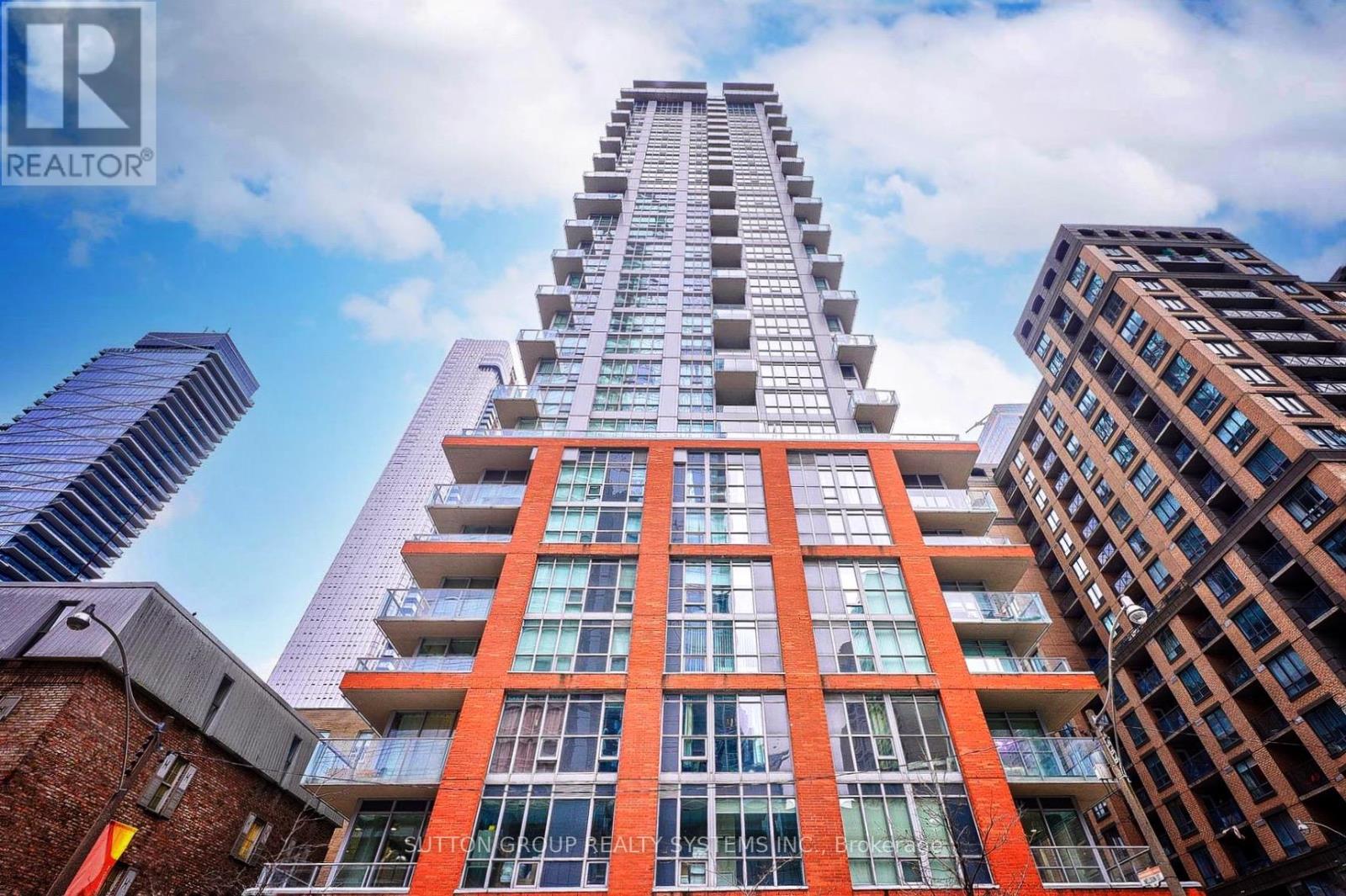 1208 - 126 SIMCOE STREET, Toronto, Ontario