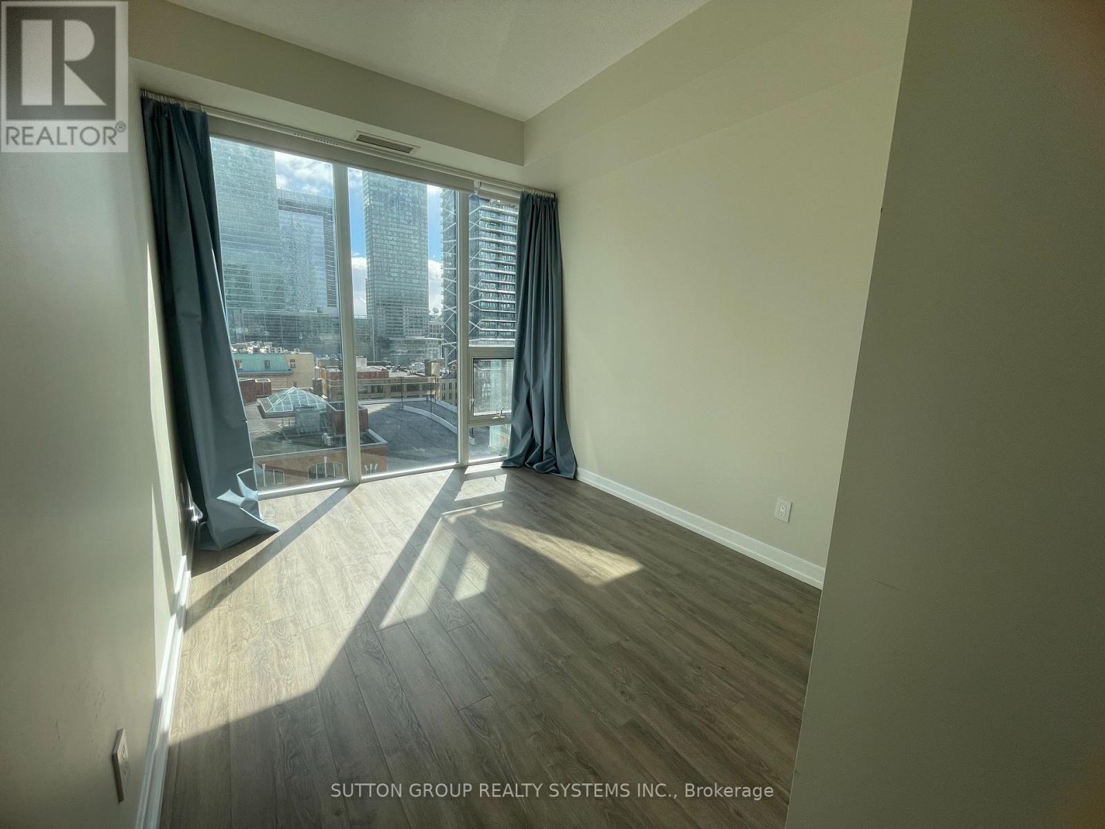 1208 - 126 Simcoe Street, Toronto, Ontario  M5H 4E6 - Photo 12 - C13487348