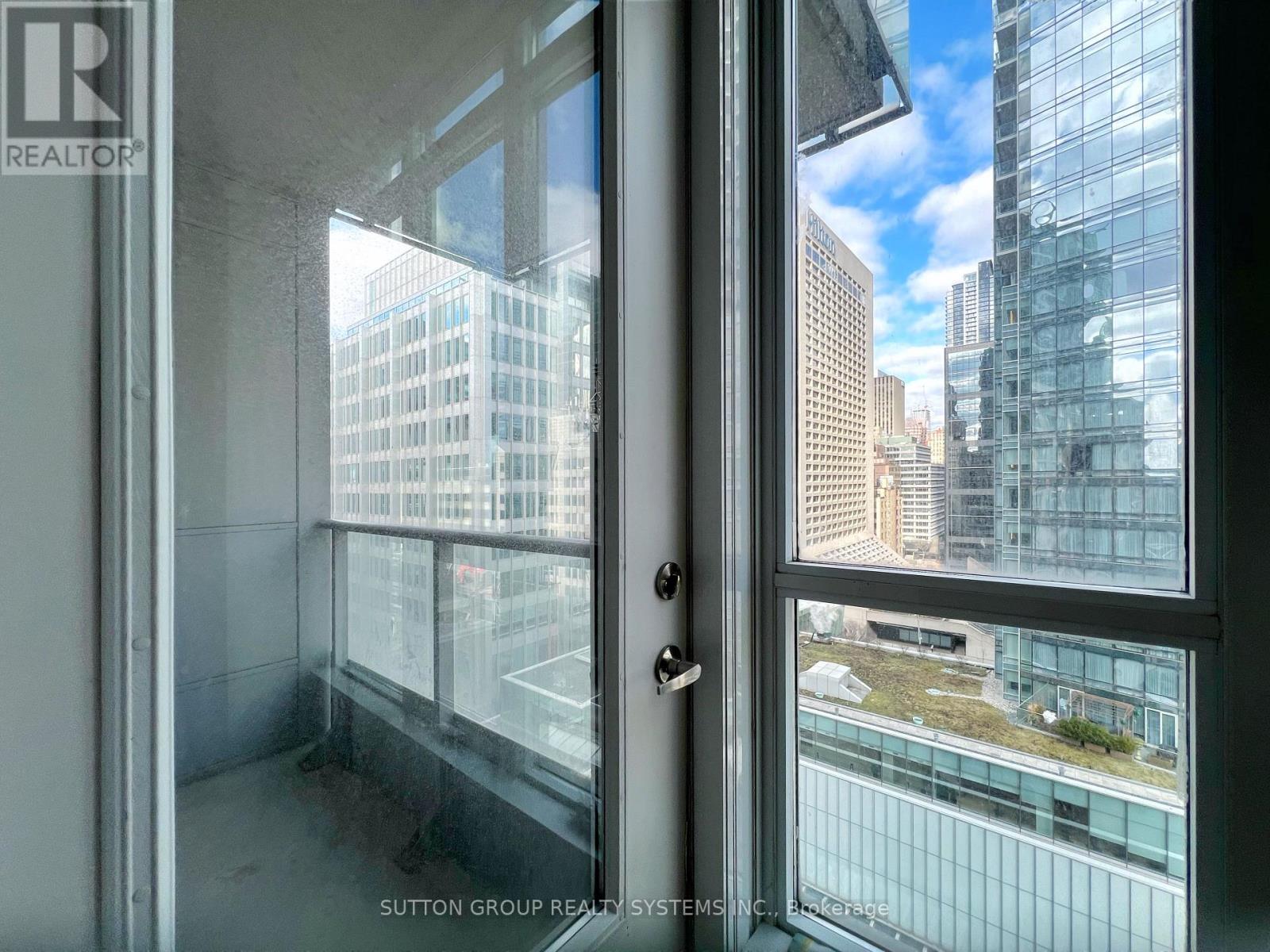 1208 - 126 Simcoe Street, Toronto, Ontario  M5H 4E6 - Photo 16 - C13487348