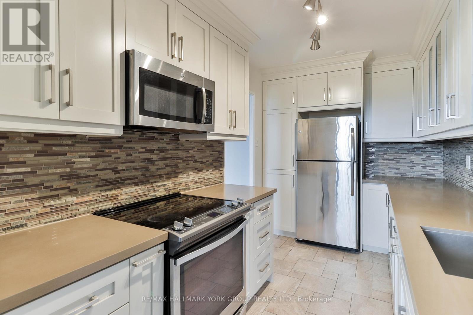 1607 - 177 Linus Road, Toronto, Ontario  M2J 4S5 - Photo 11 - C13487420