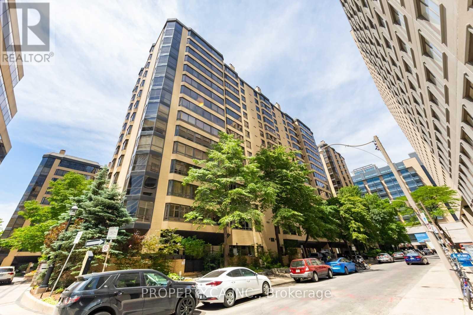 705A - 280 SIMCOE STREET, Toronto, Ontario