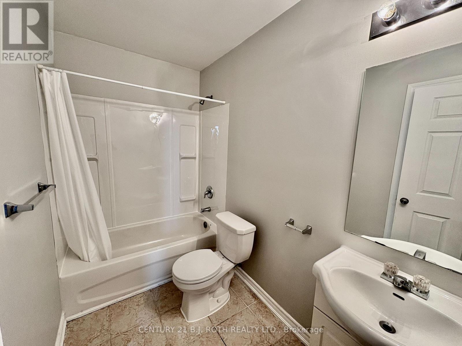 205 - 19 Dunlop Street W, Barrie, Ontario  L4N 1A1 - Photo 11 - S13018170