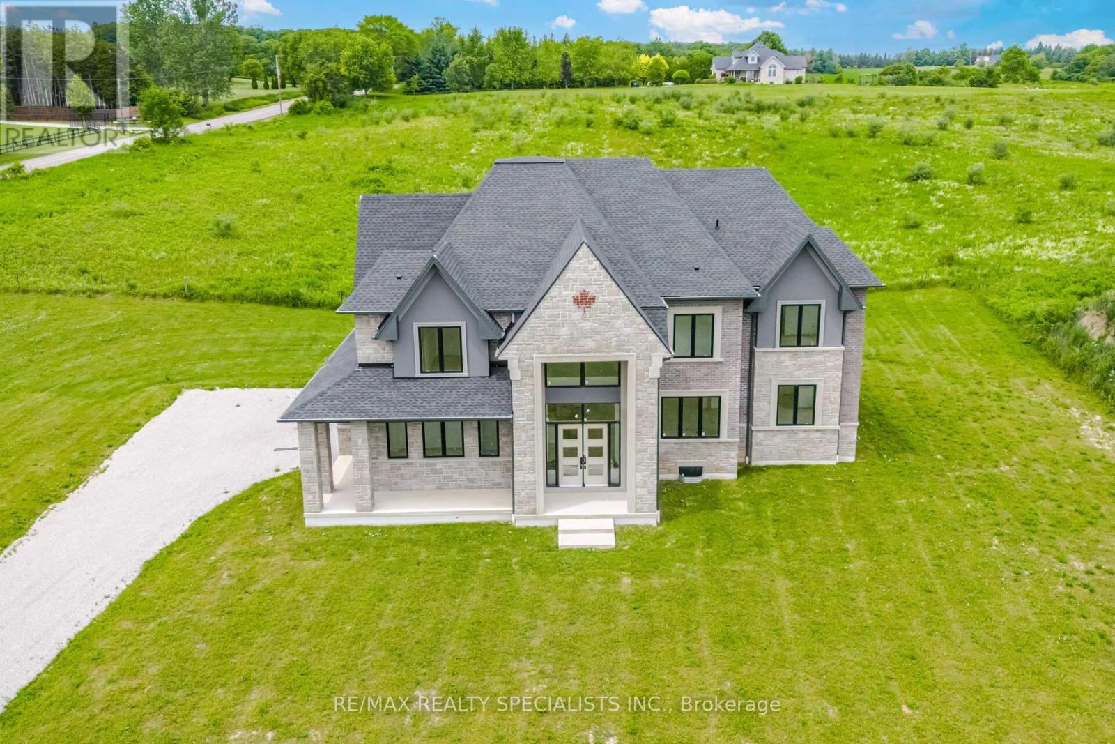 15835 Mount Wolfe Road, Caledon, Ontario L7E 4L5 - Photo 3 - W13486622