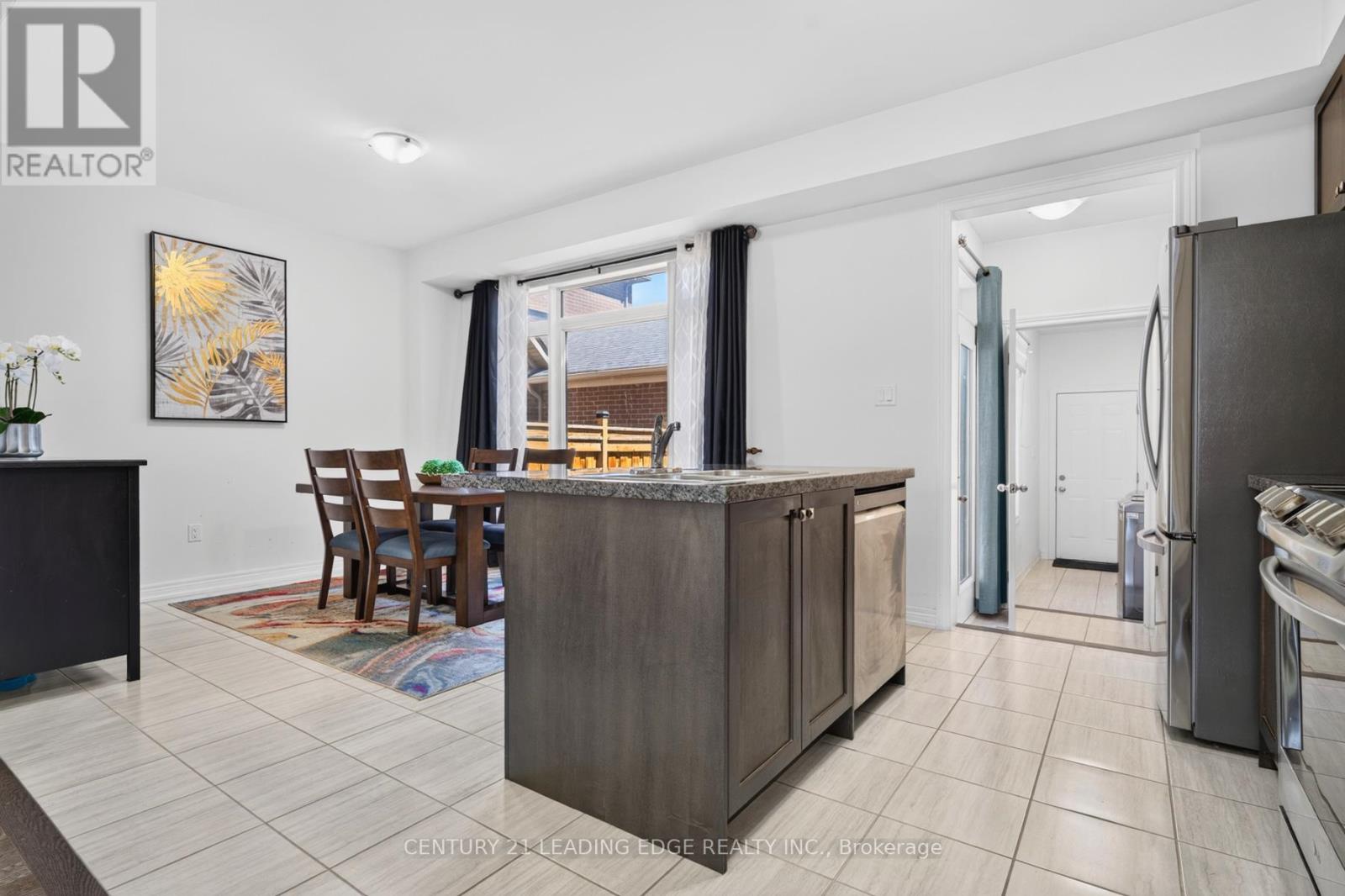 26 Hahn Street, Whitby, Ontario L1P 0H1 - Photo 11 - E13487346