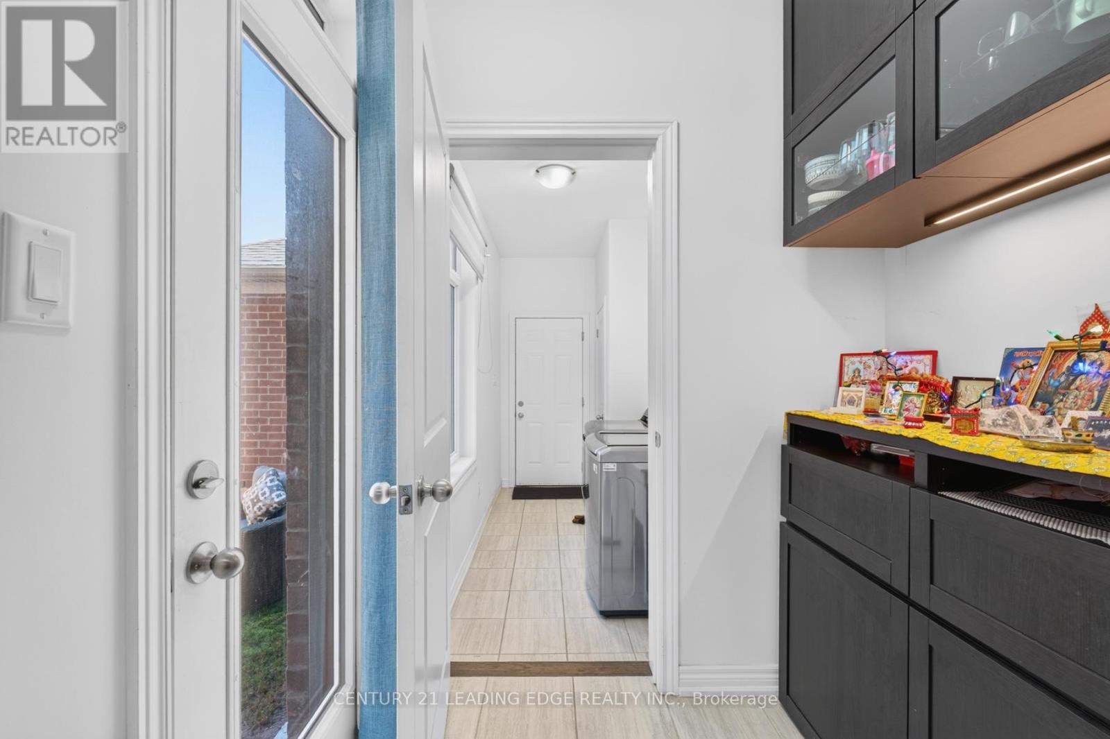 26 Hahn Street, Whitby, Ontario L1P 0H1 - Photo 14 - E13487346