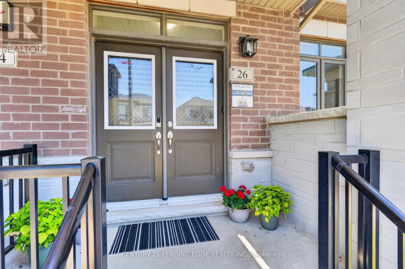 26 Hahn Street, Whitby, Ontario L1P 0H1 - Photo 3 - E13487346