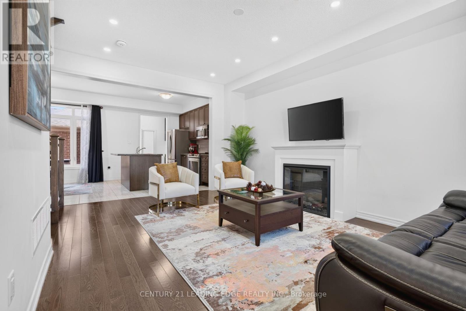 26 Hahn Street, Whitby, Ontario L1P 0H1 - Photo 6 - E13487346