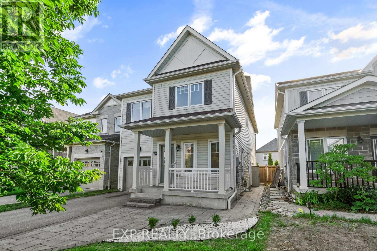 12 MANTZ CRESCENT, Whitby, Ontario