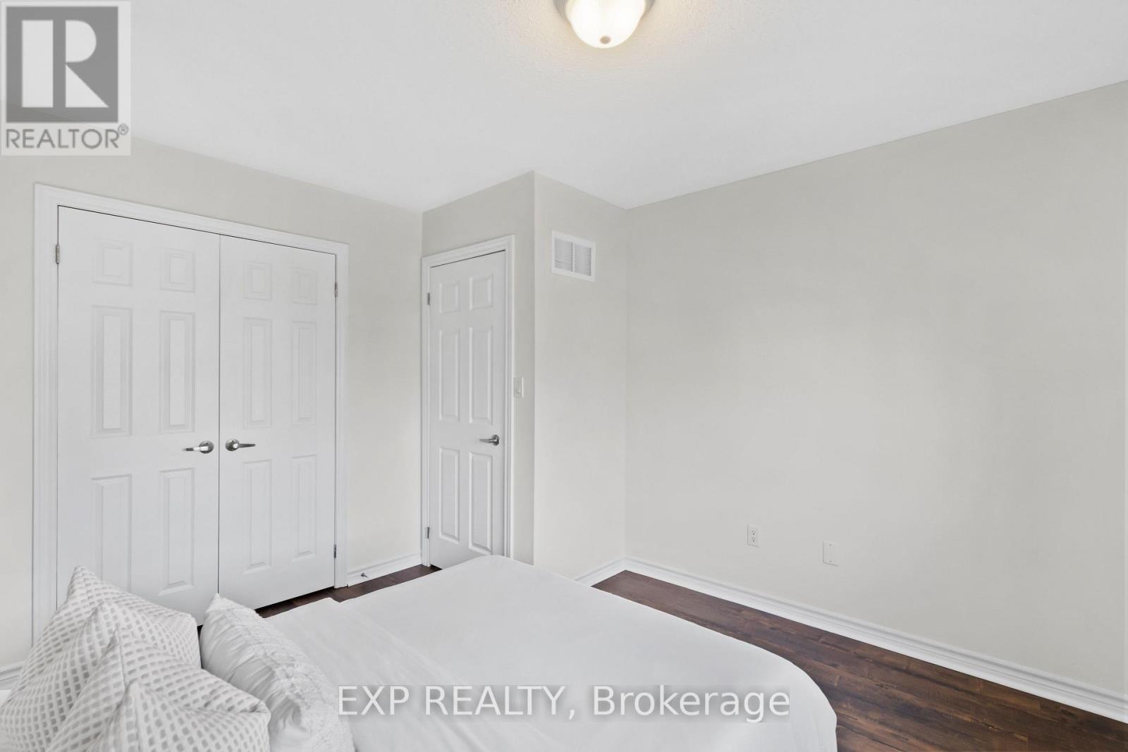 12 Mantz Crescent, Whitby, Ontario  L1R 0L3 - Photo 32 - E13487374